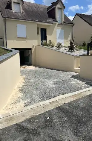 enduiseur à La Suze-sur-Sarthe - image 4